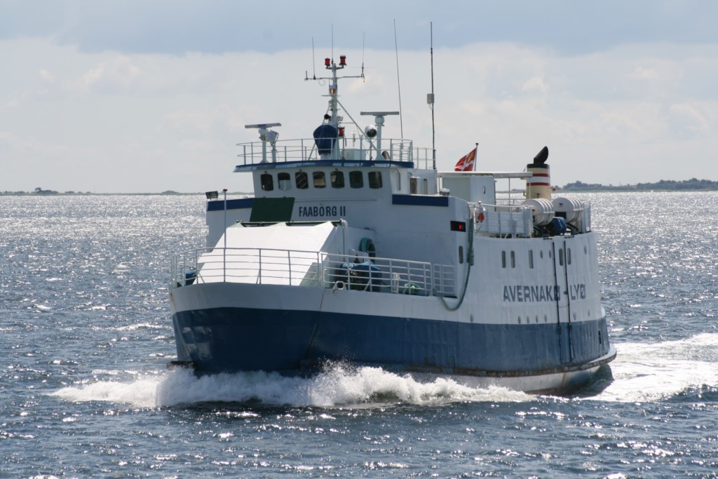FAABORG II i det Sydfynske Øhav d. 25/6-2011. Den blev i juli 2012 solgt til ophugning hos Fornaes Shipbreaking i Grenaa. Foto: Bernt Skjøtt